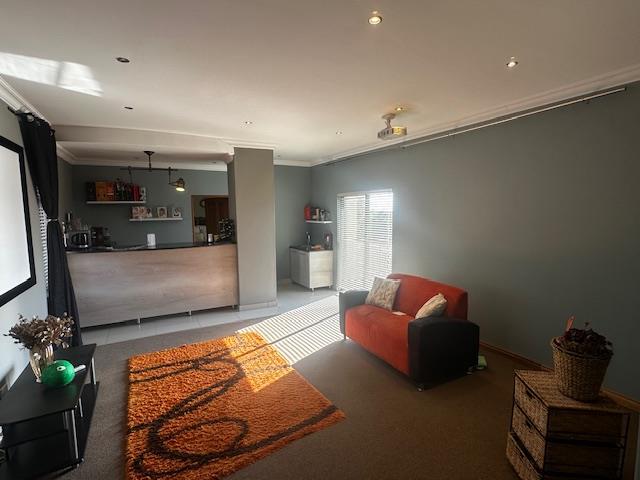 4 Bedroom Property for Sale in Woodland Hills Free State